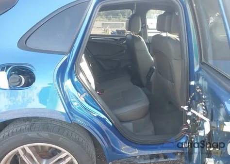 2020 Porsche Macan z USA, uszkodzony, nr VIN WP1AA2A50LLB13522